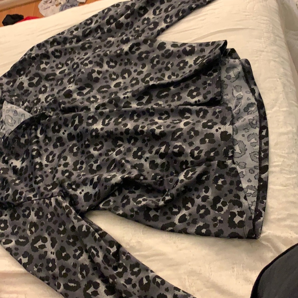 Long sleeved cheetah print blouse